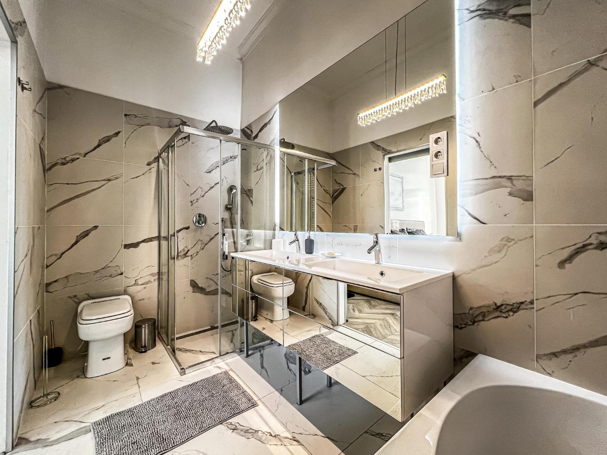 Luxury Downtown Dreams Budapeste Exterior foto